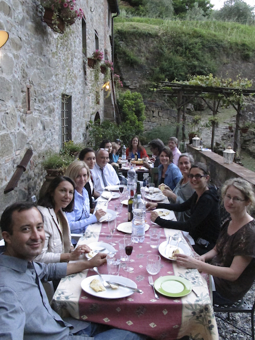 Italy Outdoor Dining 500x667px